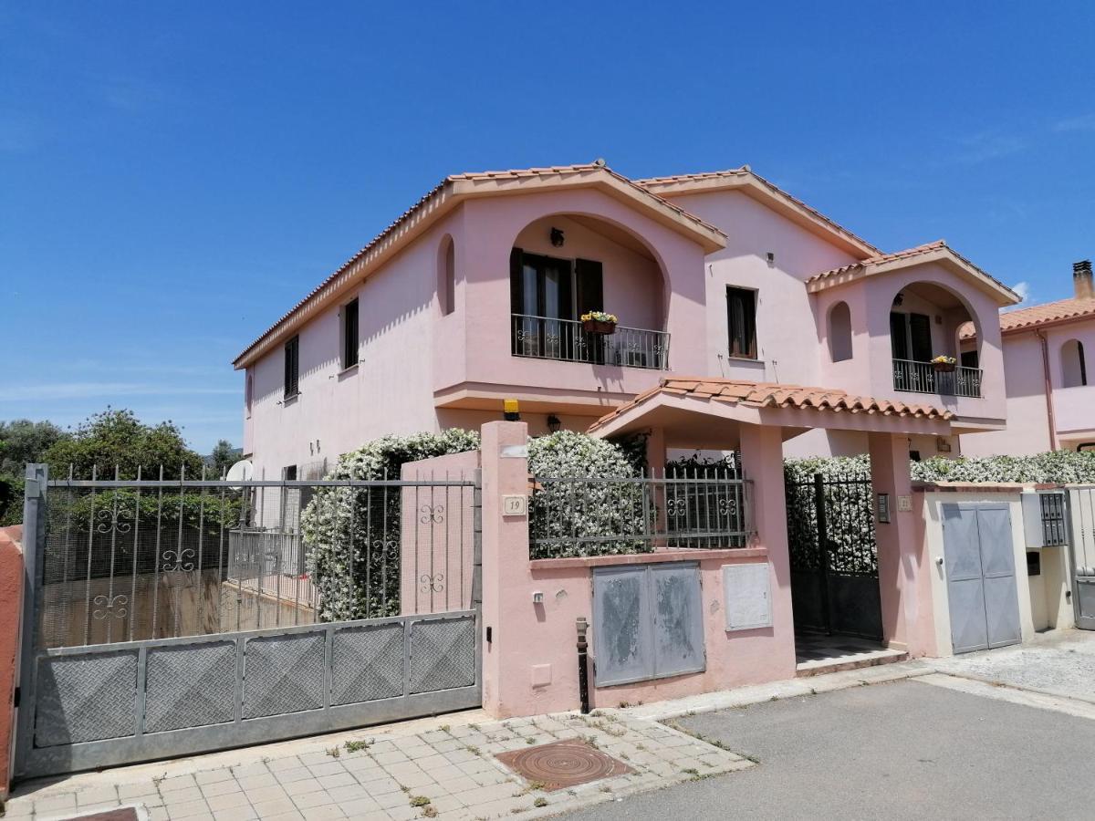 דירות Casa Grace פולה מראה חיצוני תמונה